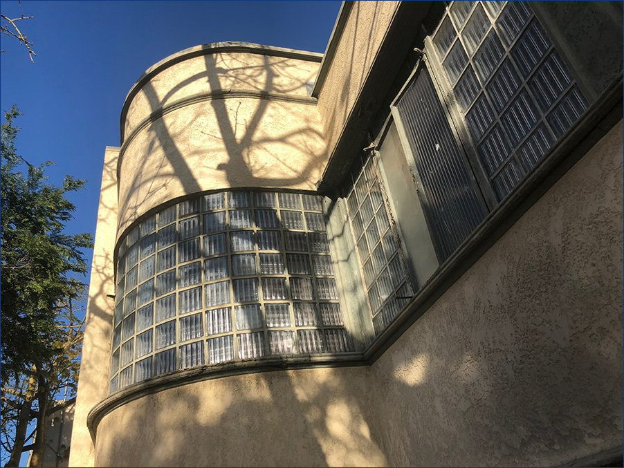 Close up of exterior Cat Wing